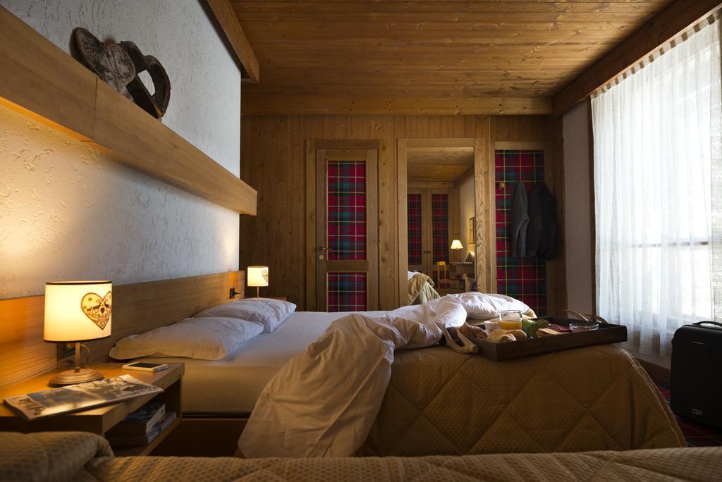 Hotel Vezzena Malga Postesina Eksteriør billede